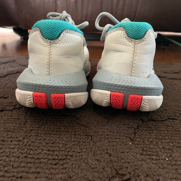 Under Armour Kids'👦🏻/👧🏻Curry 3Zer0 3 Basketball🏀Shoes👟Sz 2Y - Picture 5 of 10